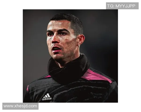 踢足球痞帅风格球星展示瞬间展现自信与魅力